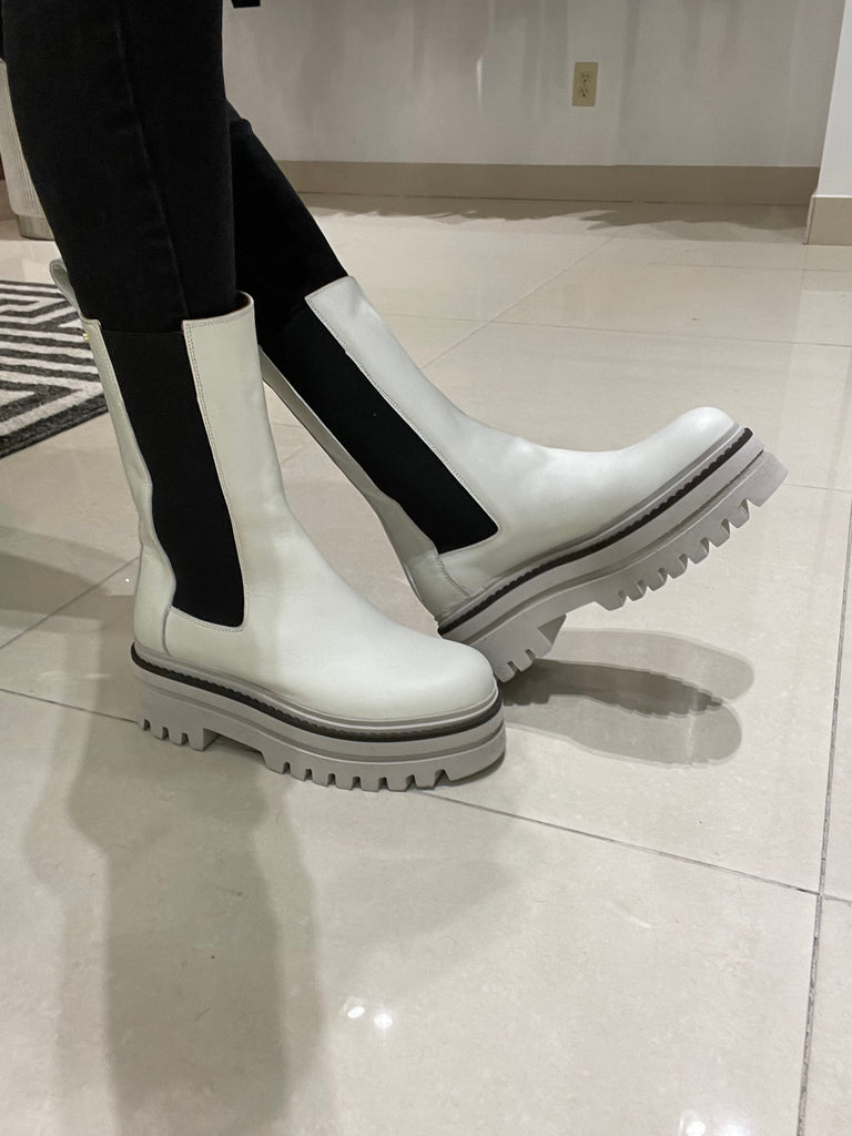 Angelo Bervicato White Pull on Boot - Studio D Shoe Boutique